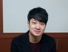 ������ ��